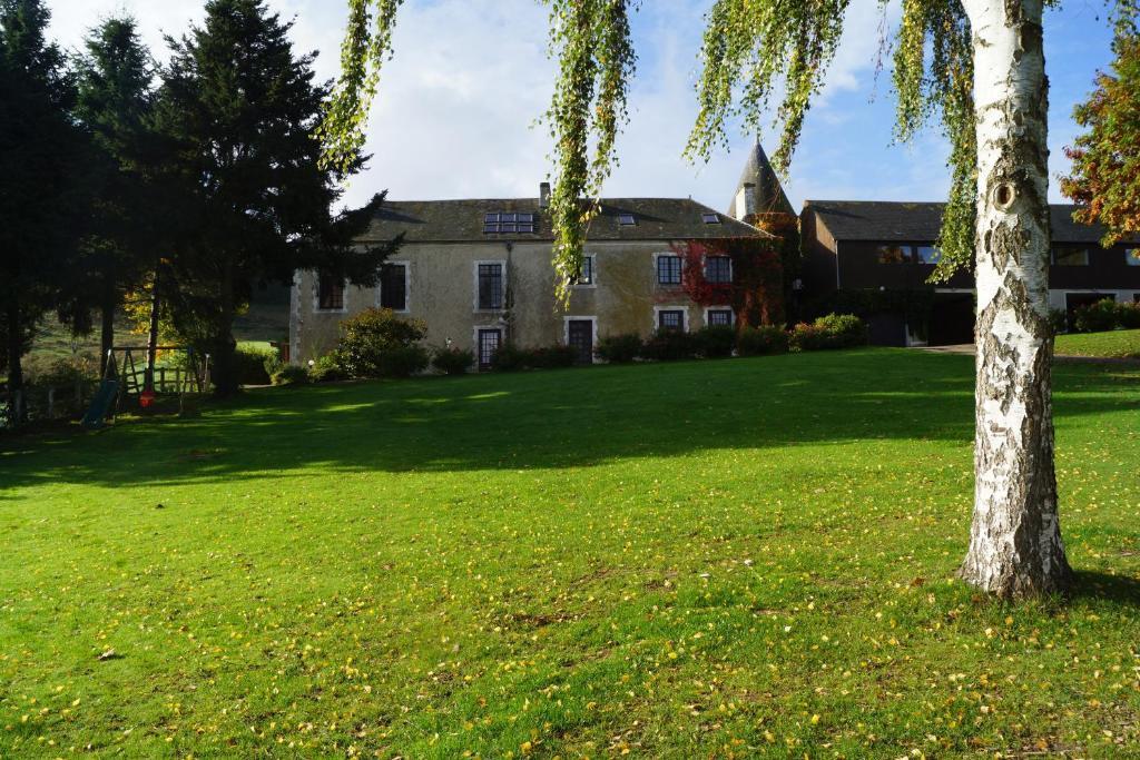 Hotel Du Golf De Clecy Exterior photo